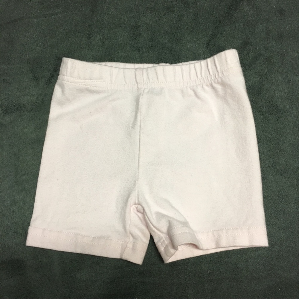 🍏Pale pink shorts 2T